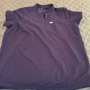 Figs XL maternity scrub top - navy